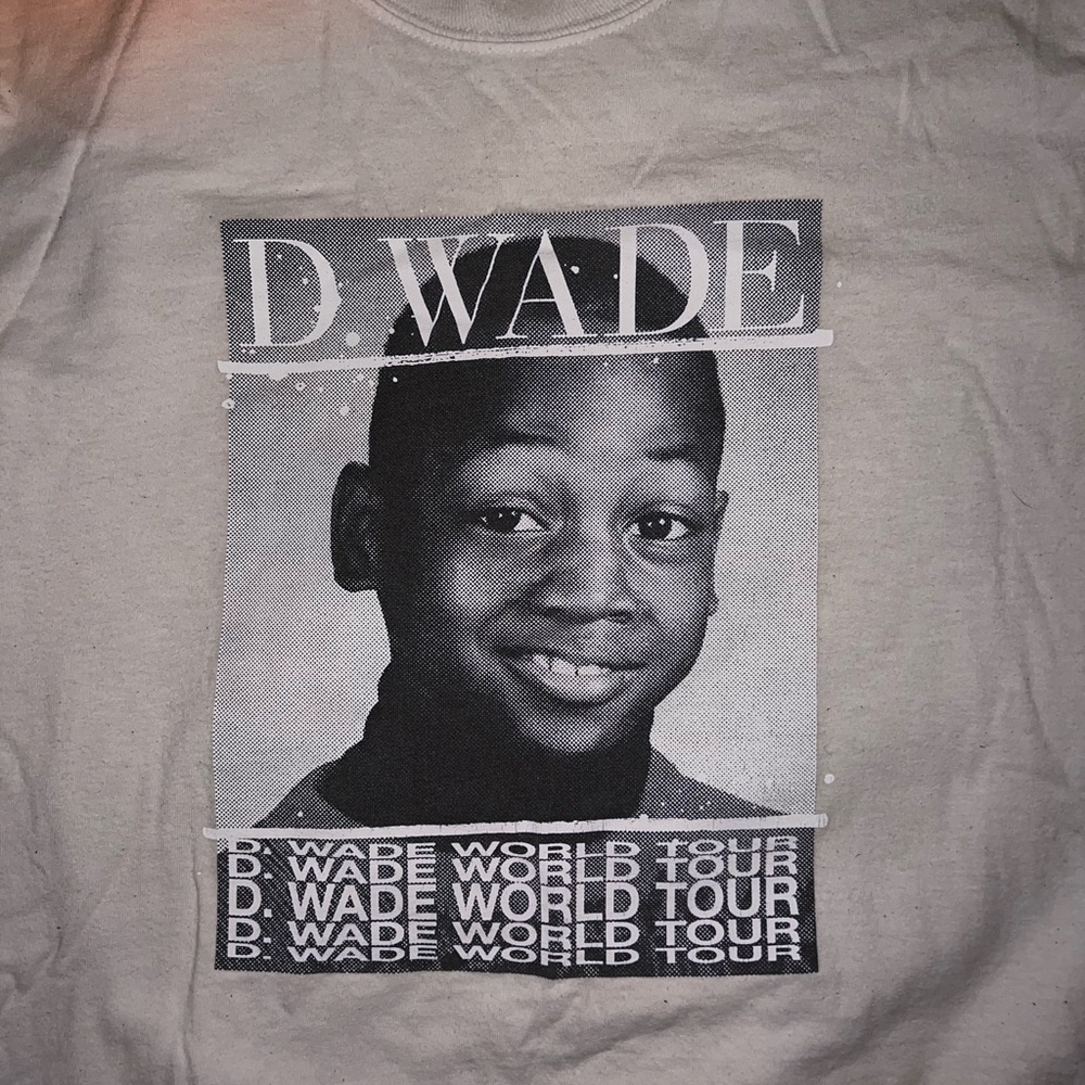 VERY RARE Bleacher Report x Dwayne Wade Shirt